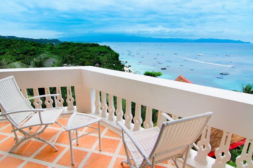 Artista Beach Villa Balabag  Esterno foto
